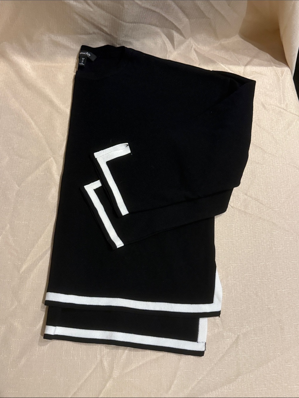 Black & White Trim Women's Sweater Top